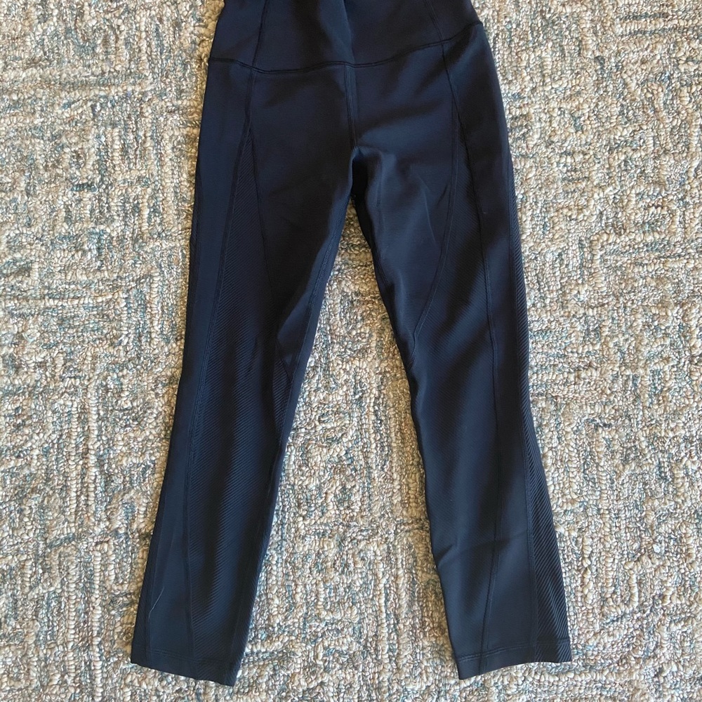 Brand new lululemon leggings, never worn! NWOT